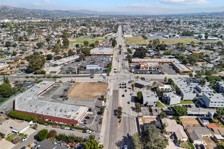 14965 Mulberry Dr, Whittier, CA for lease - Building Photo - Image 2 of 3