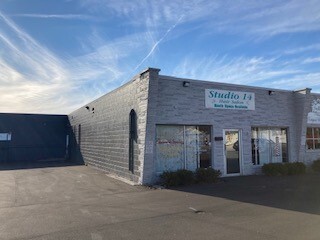 Plus de détails pour 2419 E 56th St, Indianapolis, IN - Local commercial à louer