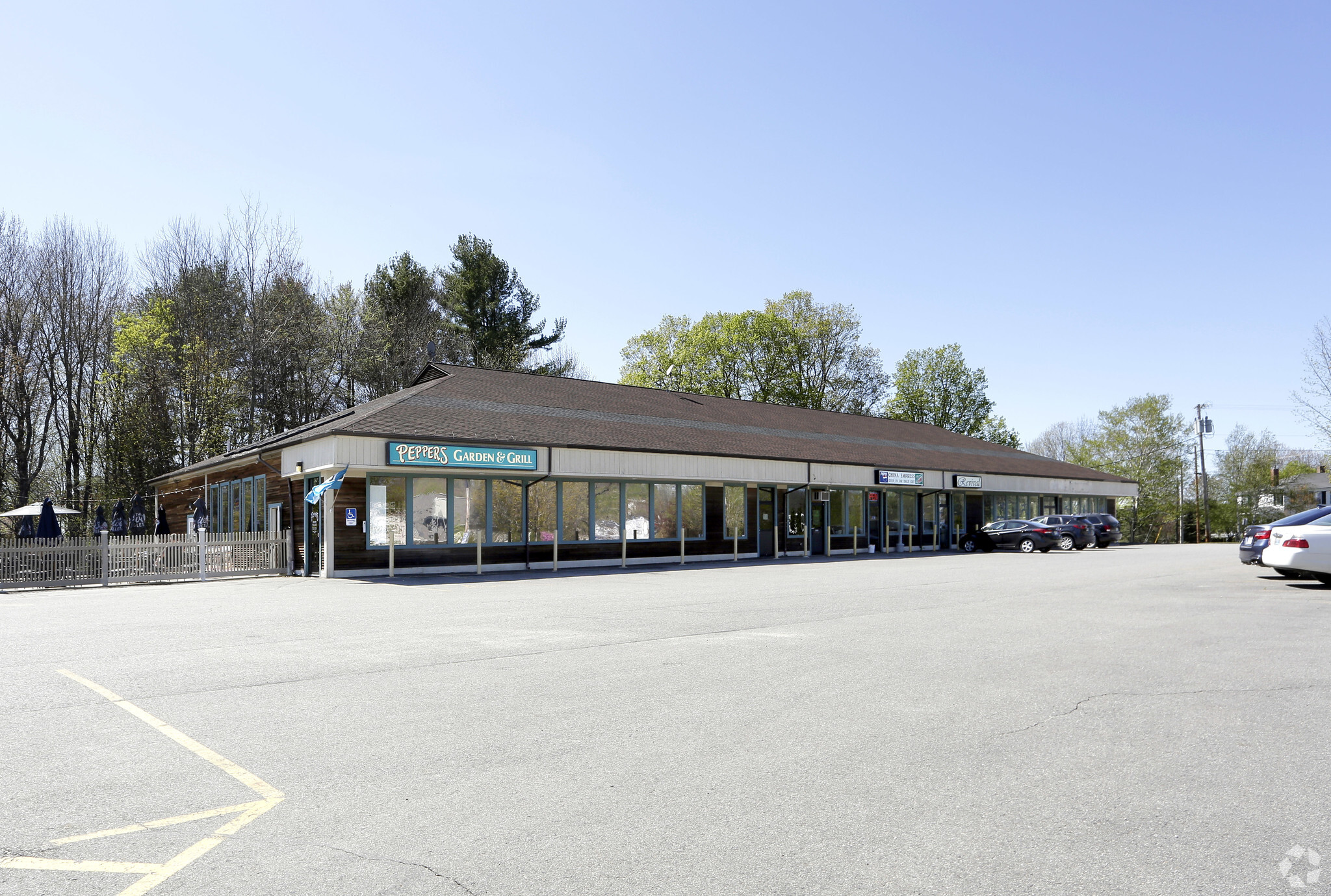 357 Main St, Winthrop, ME for sale Primary Photo- Image 1 of 1