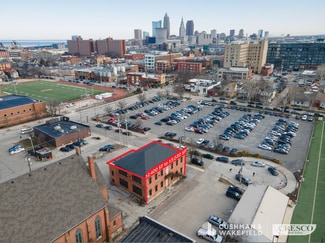 Plus de détails pour 2038 W 29th St, Cleveland, OH - Bureau/Commerce de détail à louer