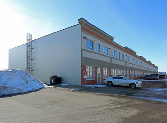 Plus de détails pour 13135-13161 156th St NW, Edmonton, AB - Industriel à vendre