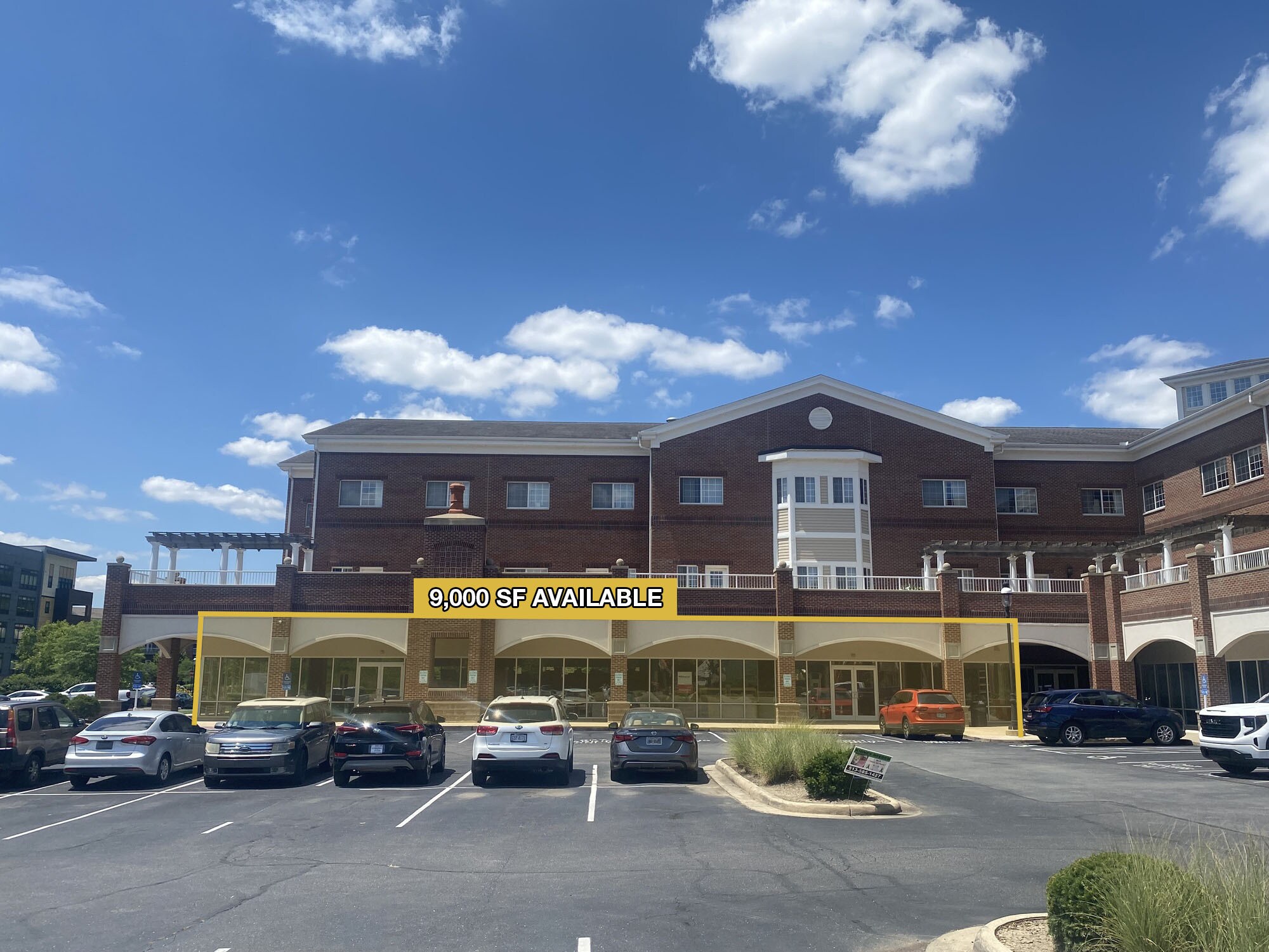 4900 Babson Pl, Cincinnati, OH à louer Photo du bâtiment- Image 1 de 6