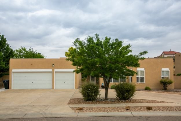 10405 Los Suenos Ct NW, Albuquerque, NM à vendre Photo principale- Image 1 de 2