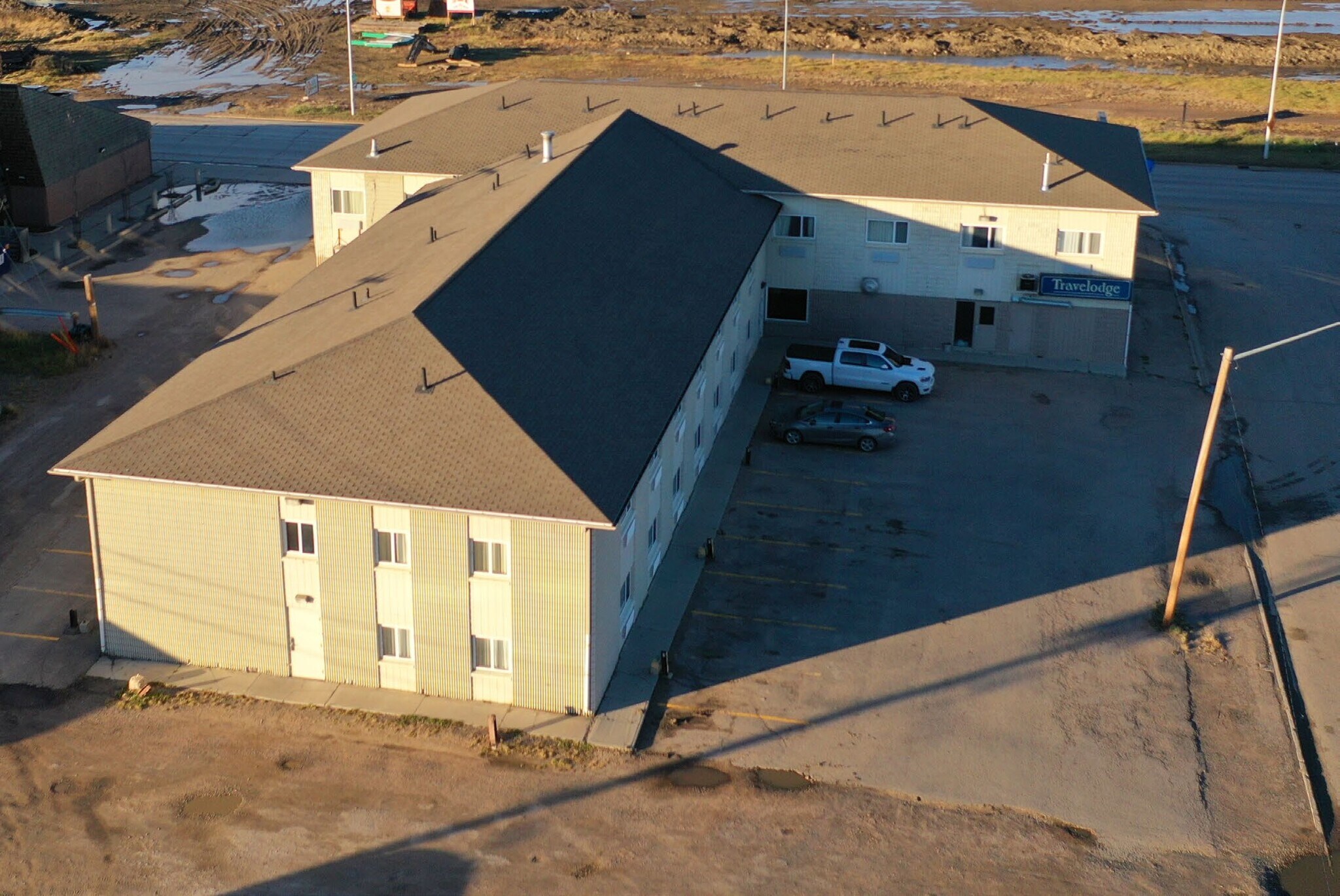 101 1st St E, Meadow Lake, SK for sale Primary Photo- Image 1 of 5