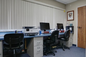 10225 Austin Dr, Spring Valley, CA for lease Interior Photo- Image 2 of 11