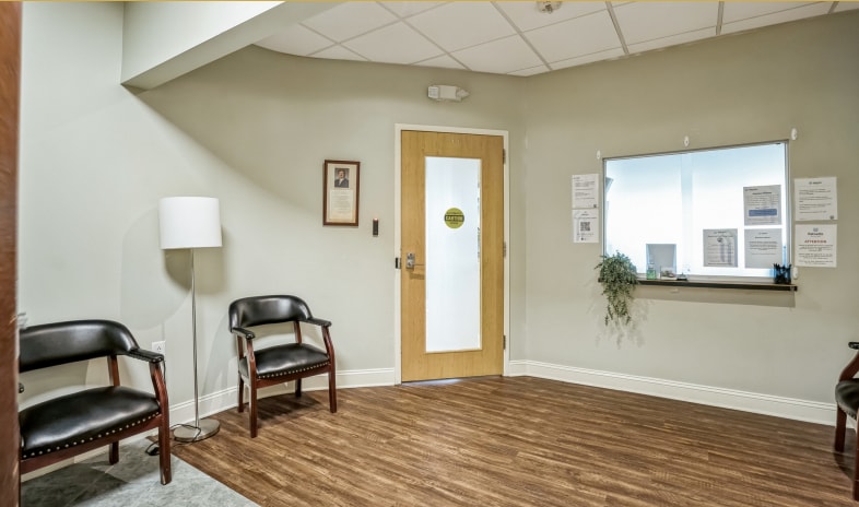 3200 Blue Ridge Rd, Raleigh, NC for lease - Building Photo - Image 3 of 15