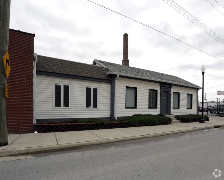123 N Pine St, Indianapolis, IN for lease - Building Photo - Image 3 of 4