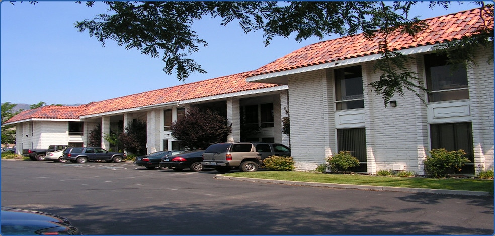 777 E Williams St, Carson City, NV for lease - Primary Photo - Image 1 of 12