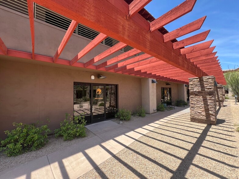 10045 E Dynamite Blvd, Scottsdale, AZ for lease - Building Photo - Image 3 of 7