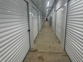 Plus de détails pour 2195 E Cherry St, Paris, TX - Spécialité à vendre