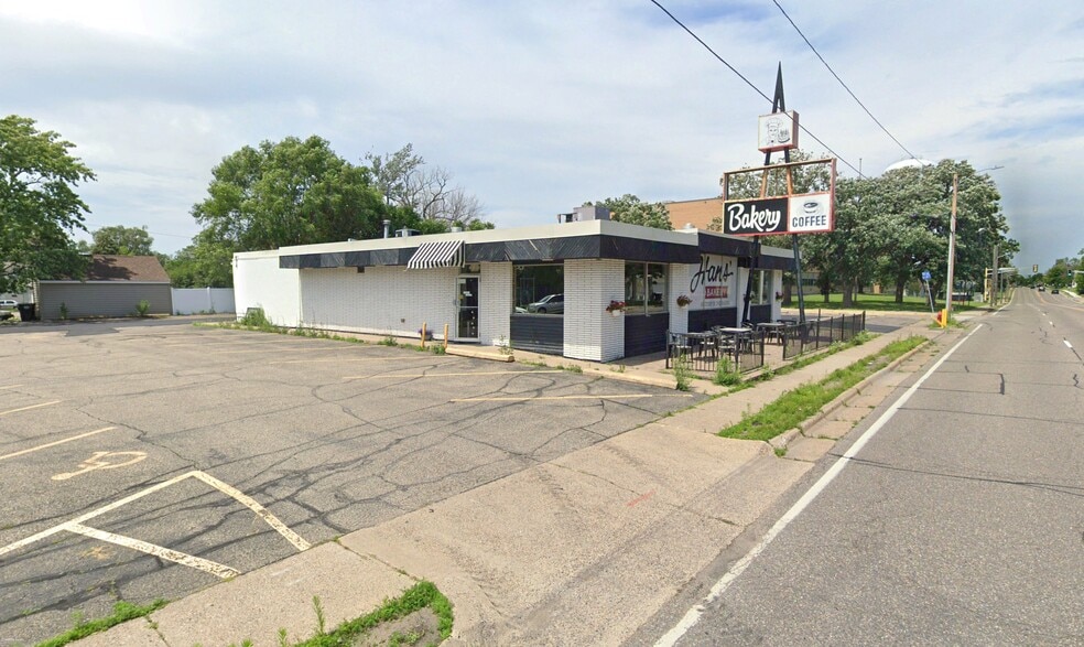 1423 5th Ave, Anoka, MN for sale - Building Photo - Image 2 of 14