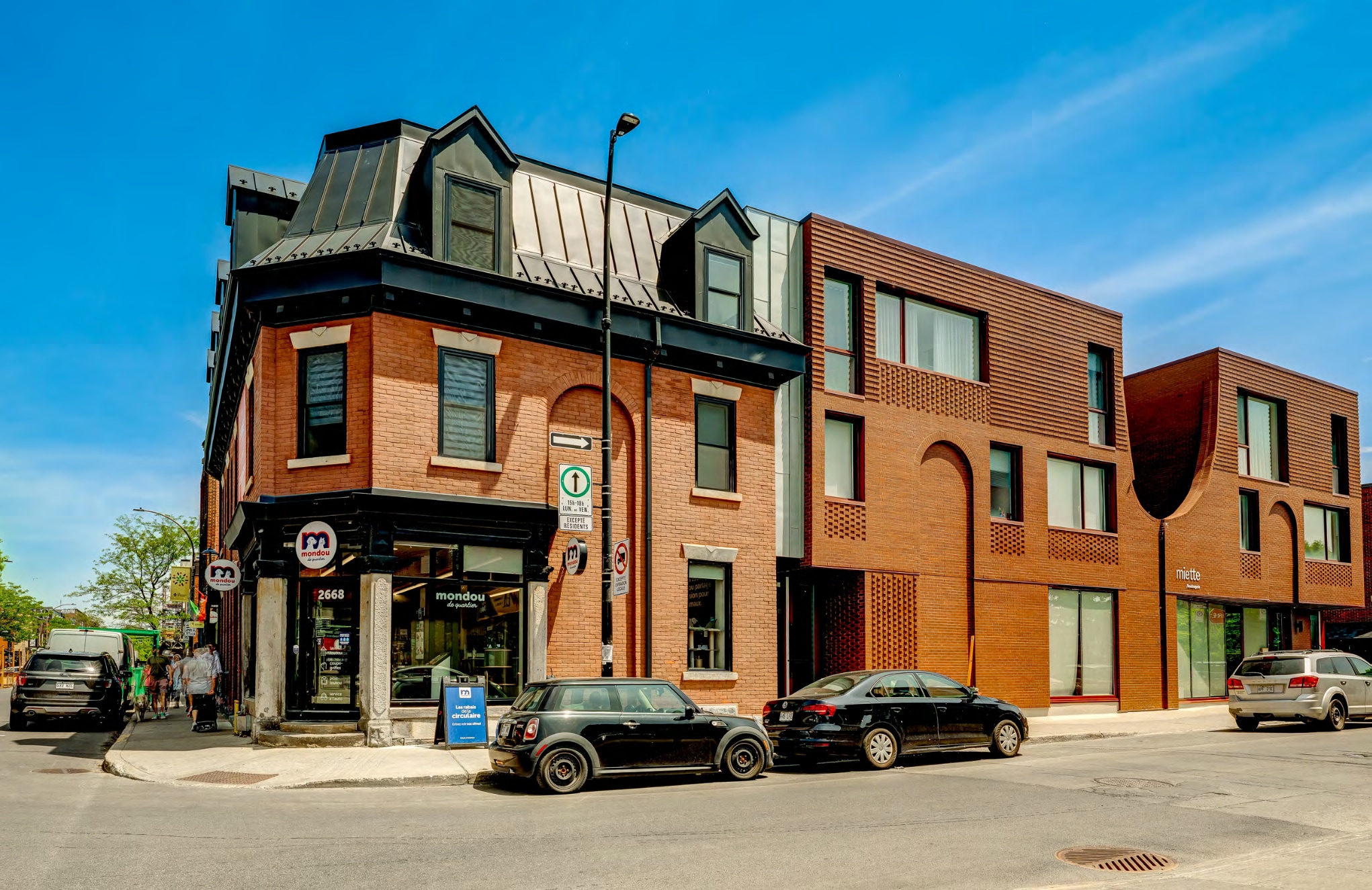 2668-2678 Rue Notre-Dame O, Montréal, QC for sale Building Photo- Image 1 of 27