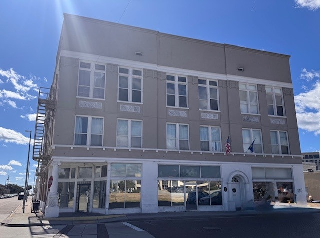 711 Howard Ave, Biloxi, MS for sale - Building Photo - Image 2 of 5