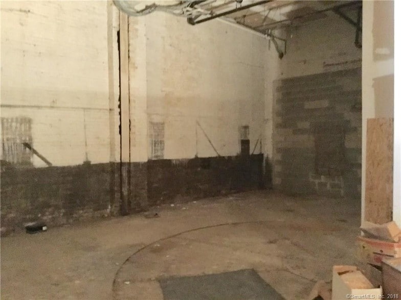 196 Crown St, New Haven, CT for lease - Other - Image 2 of 3