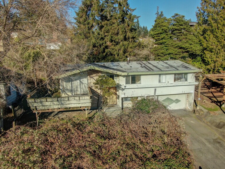 6330 NE 181st St, Kenmore, WA à vendre - Photo du bâtiment - Image 3 de 5