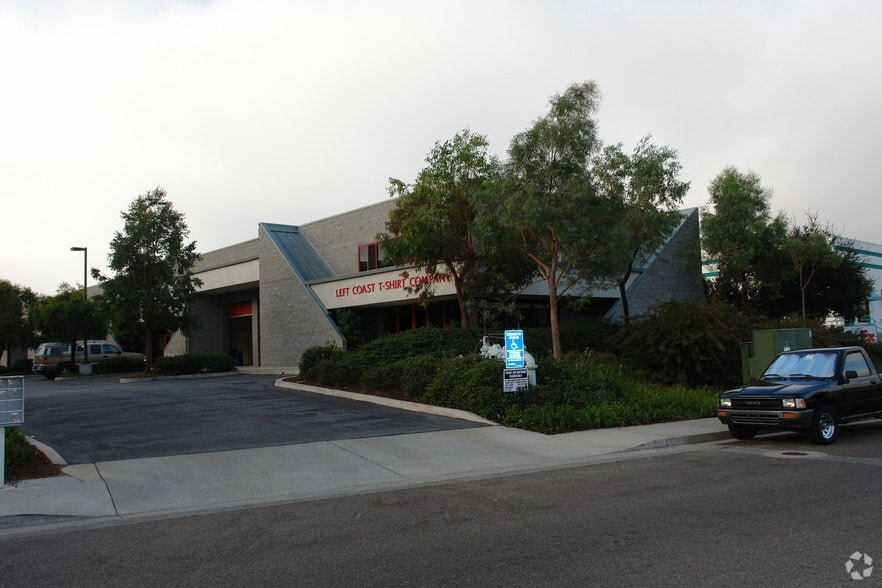 755 Fiero Ln, San Luis Obispo, CA à louer - Photo du bâtiment - Image 2 de 3