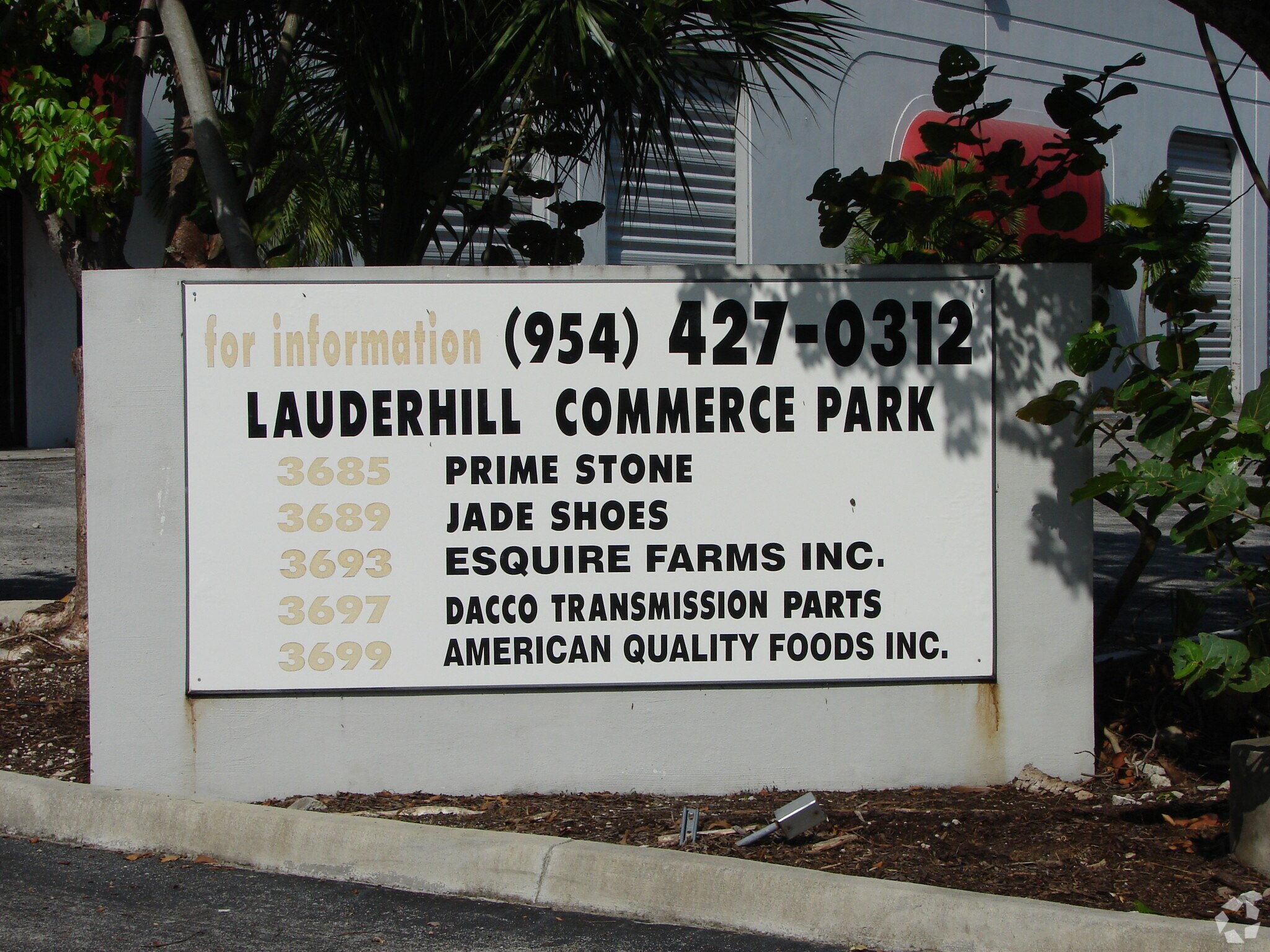 3665-3699 NW 15th St, Lauderhill, FL à vendre Photo du bâtiment- Image 1 de 5