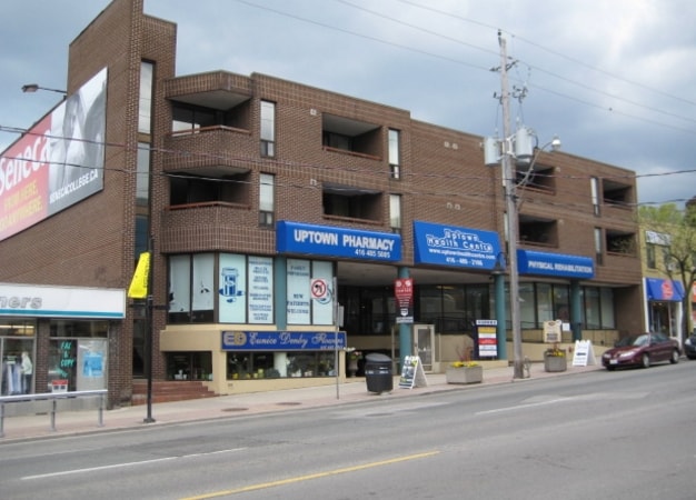 243 Eglinton Ave W, Toronto, ON à louer - Photo principale - Image 1 de 3