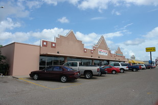 2650 S Padre Islan Dr, Corpus Christi TX - Entrepôt