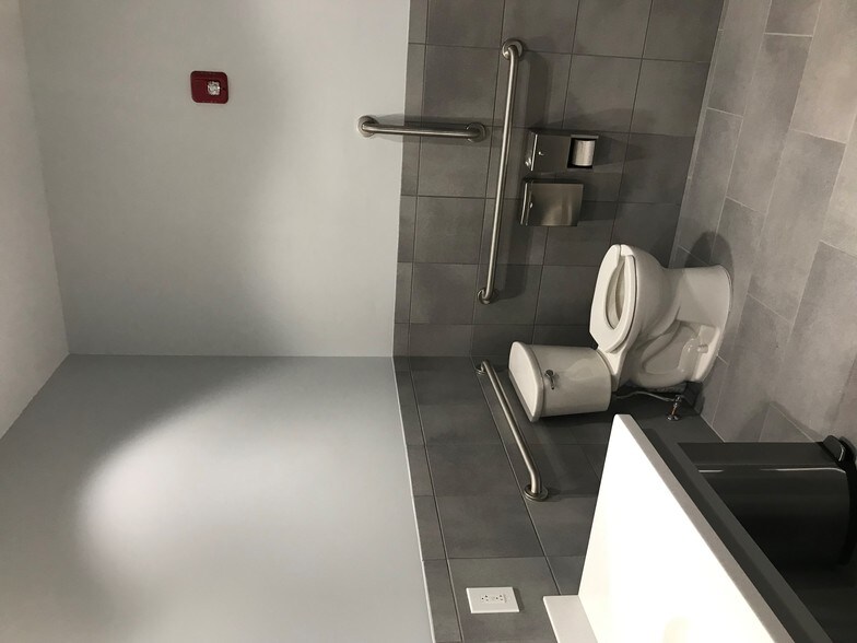 9349 Waterstone Blvd, Cincinnati, OH à louer - Photo intérieure - Image 2 de 21