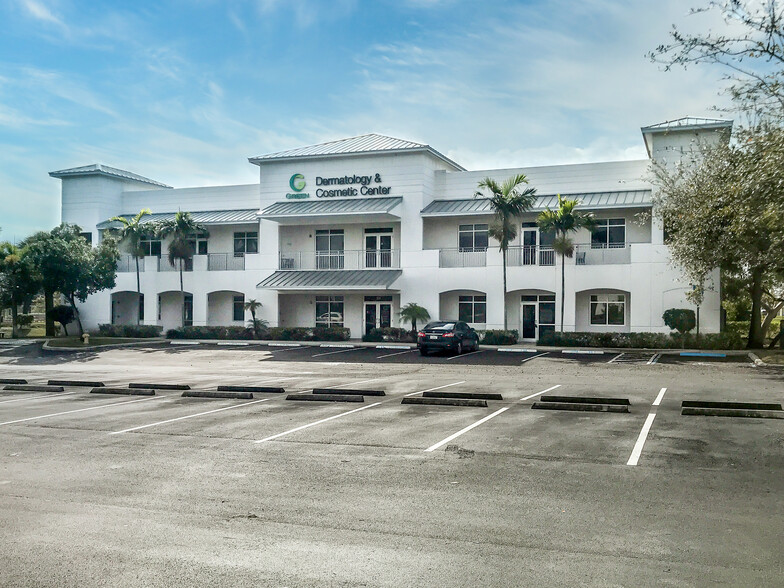 260 SW Natura Ave, Deerfield Beach, FL for lease - Building Photo - Image 2 of 17