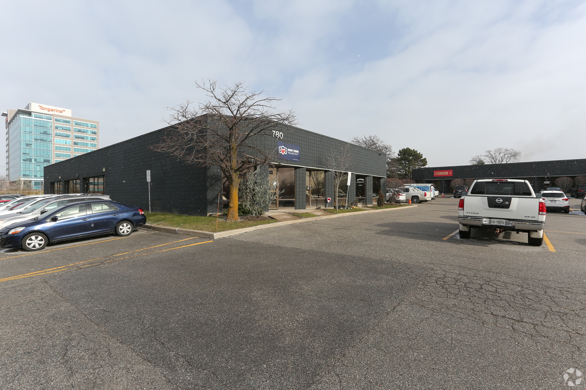700-780 Gordon Baker Rd, Toronto, ON for lease Primary Photo- Image 1 of 9