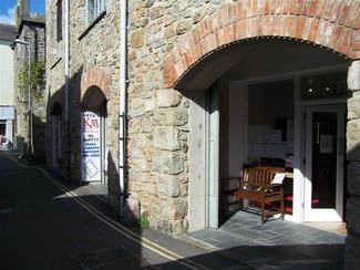 Plus de détails pour 1-3 Bread St, Penzance - Vente au détail à louer