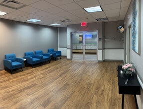 775 Park Ave, Huntington, NY for lease Interior Photo- Image 2 of 2