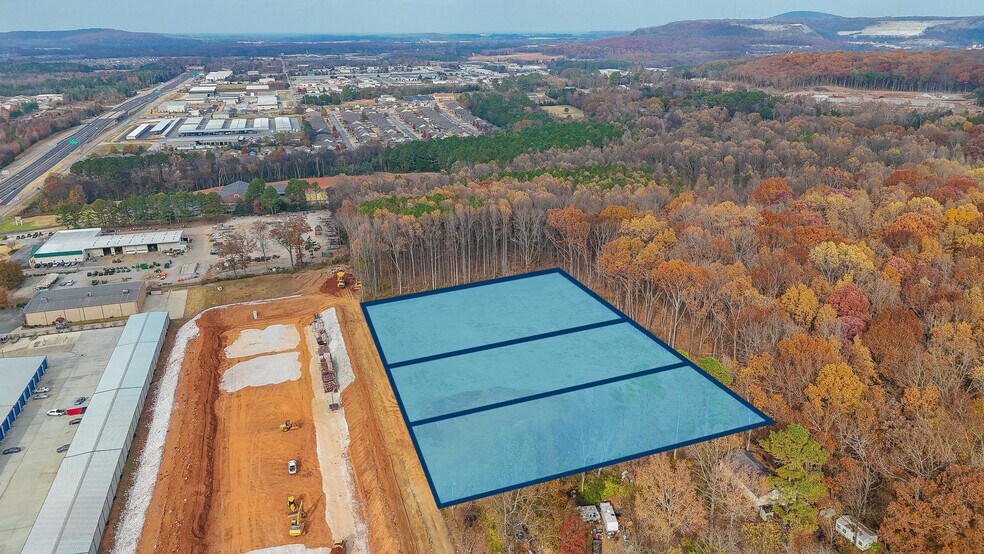 225 Travis NW rd, Huntsville, AL à louer - Photo du bâtiment - Image 2 de 4