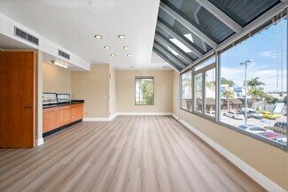 Plus de détails pour 2715 W 1st St, Santa Ana, CA - Bureau/Commerce de détail à louer