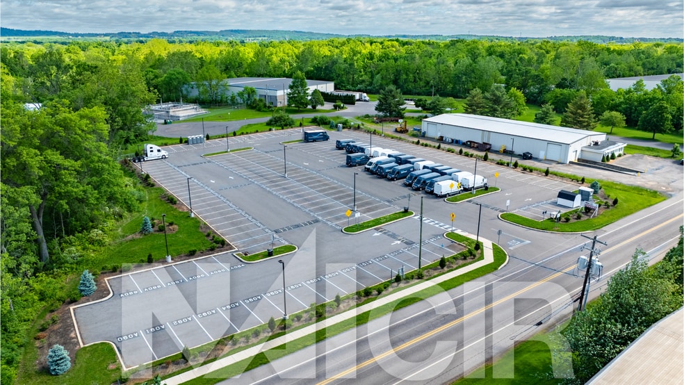 35 Industrial Rd, Elizabethtown, PA for sale - Building Photo - Image 2 of 3