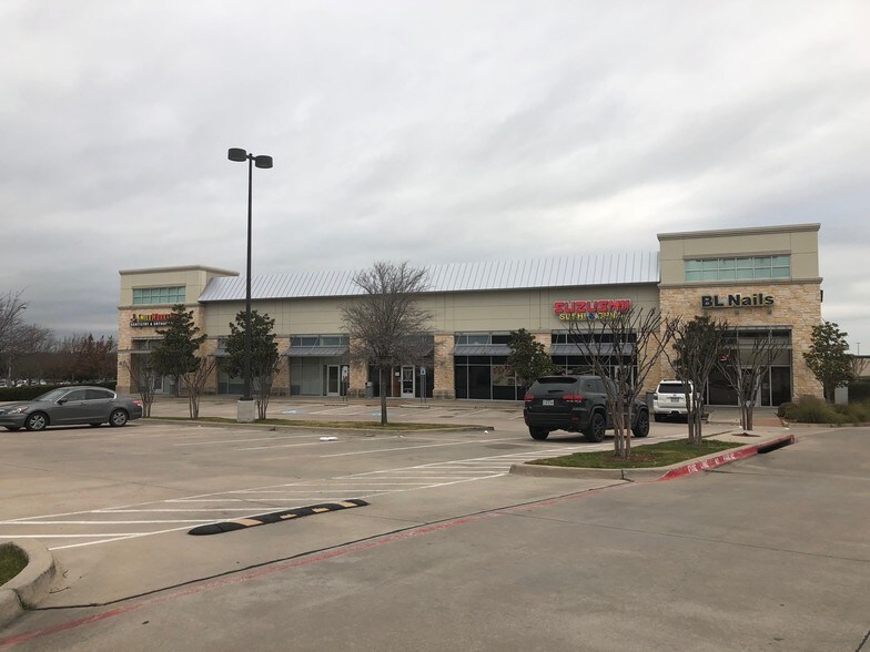 638 Uptown Blvd, Cedar Hill, TX à louer - Photo du bâtiment - Image 3 de 14