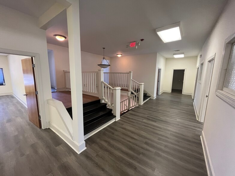 929 Chick Springs Rd, Taylors, SC à louer - Photo intérieure - Image 2 de 23