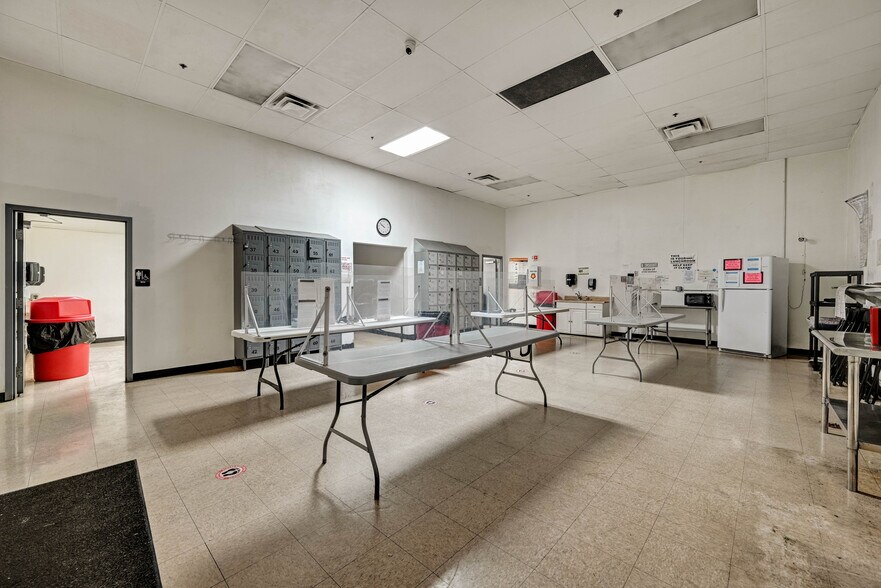 100 Chamber Plz, Charleroi, PA for lease - Building Photo - Image 3 of 114