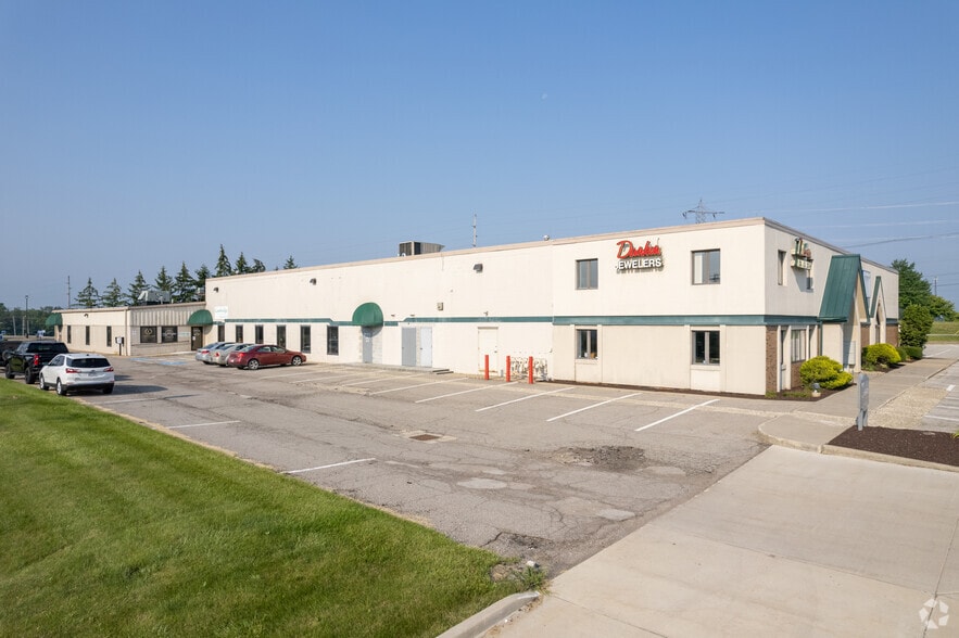 2291 W 4th St, Mansfield, OH à louer - Photo du bâtiment - Image 3 de 14