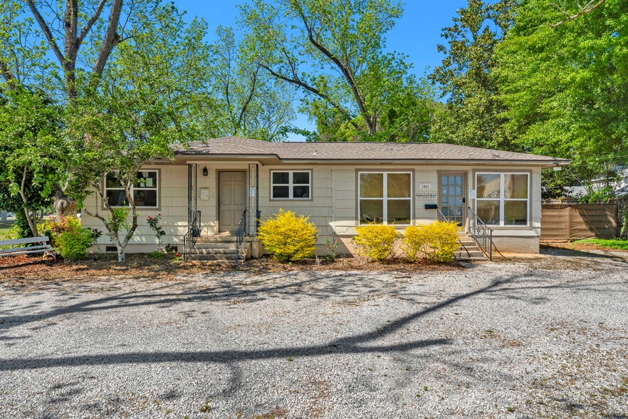 1001 Randall Ave, Daphne, AL à vendre - Photo du bâtiment - Image 1 de 42