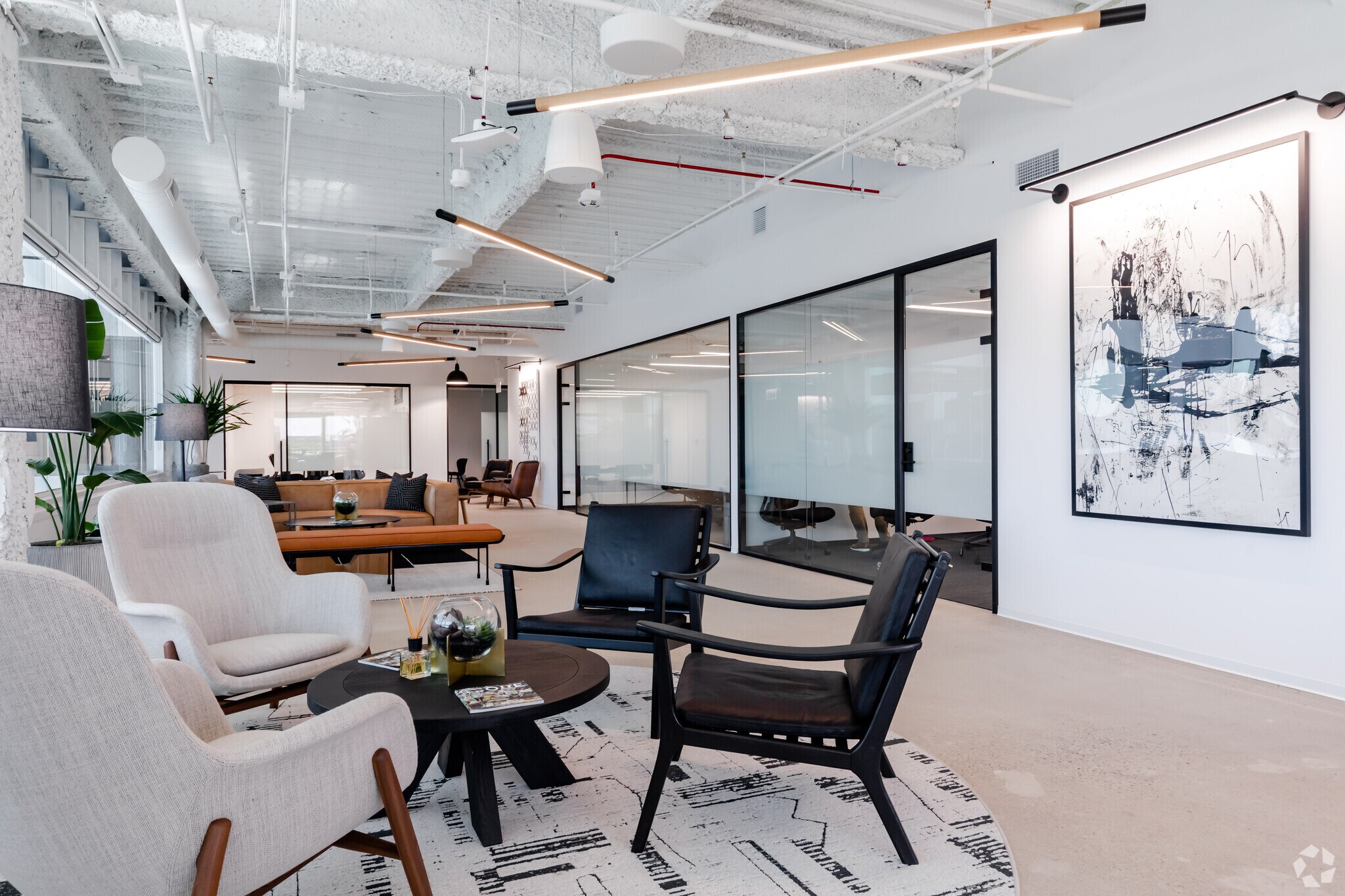 1 Mid America Plz, Oakbrook Terrace, IL à louer Photo principale- Image 1 de 17