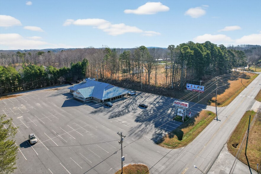 2200 N Fayetteville St, Asheboro, NC for lease - Building Photo - Image 3 of 17