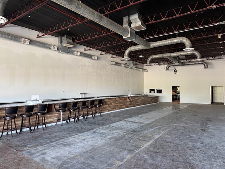 7802-7830 N 12th St, Phoenix, AZ à louer - Photo du bâtiment - Image 2 de 16