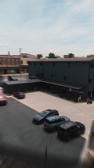 629 Broadway St, Knoxville, TN for lease - Commercial Listing Video - Image 2 of 17