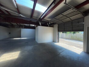 2422-2424 W 41st St, Tulsa, OK à louer Photo du bâtiment- Image 2 de 7