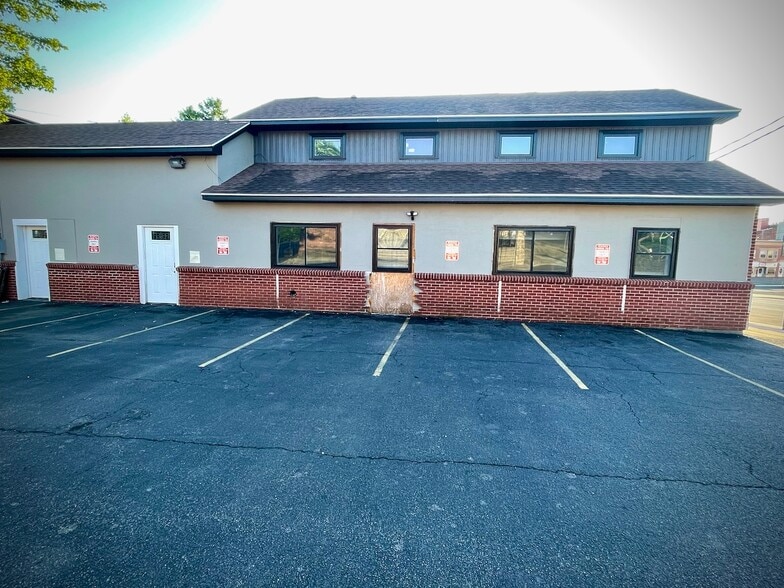 47 W Bridge St, Oswego, NY for sale - Building Photo - Image 1 of 34