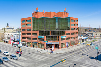 Plus de détails pour 1701 Centre St NW, Calgary, AB - Bureau à louer