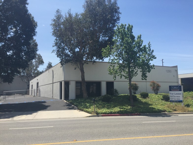 1250 Railroad St, Corona, CA for lease - Primary Photo - Image 1 of 14