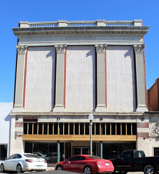 110 N Bickford Ave, El Reno, OK for sale - Building Photo - Image 1 of 8