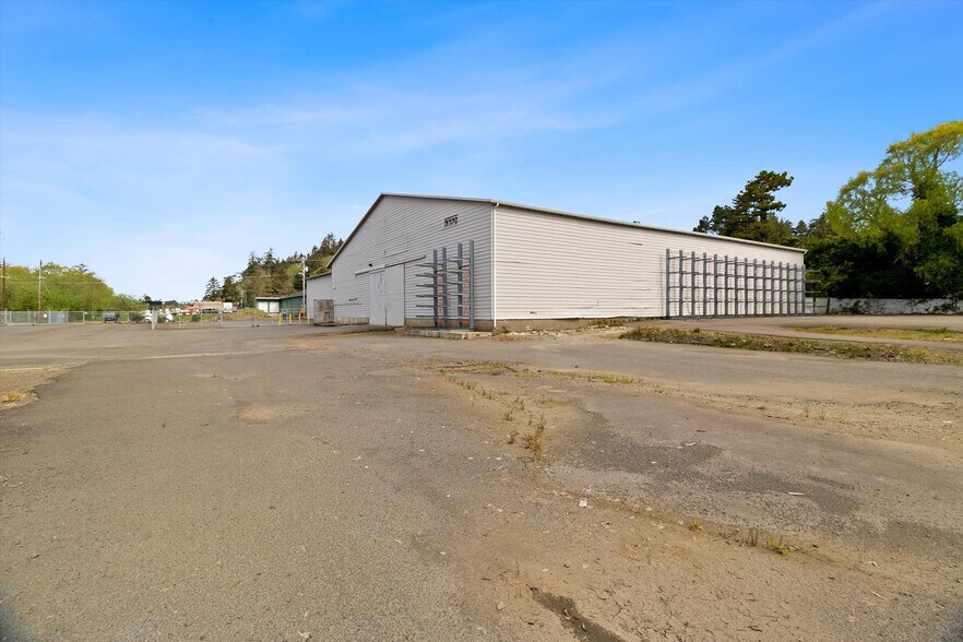 6305 SW Highway 101, Lincoln City, OR à vendre - Photo du bâtiment - Image 3 de 43