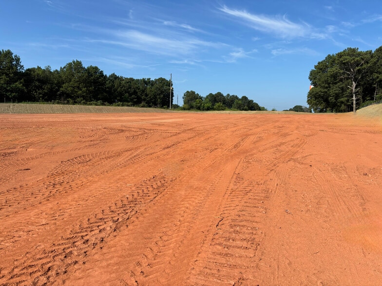 607 Smith Cemetery Rd, Winder, GA for lease - Building Photo - Image 3 of 5