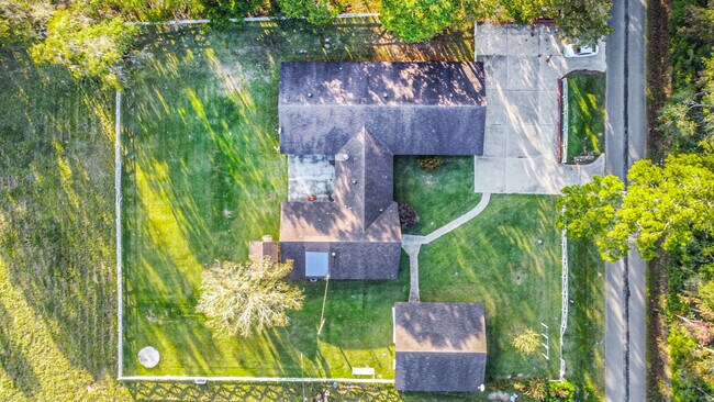 Plus de détails pour 1270 CR 2293, Cleveland, TX - Soins de santé à vendre