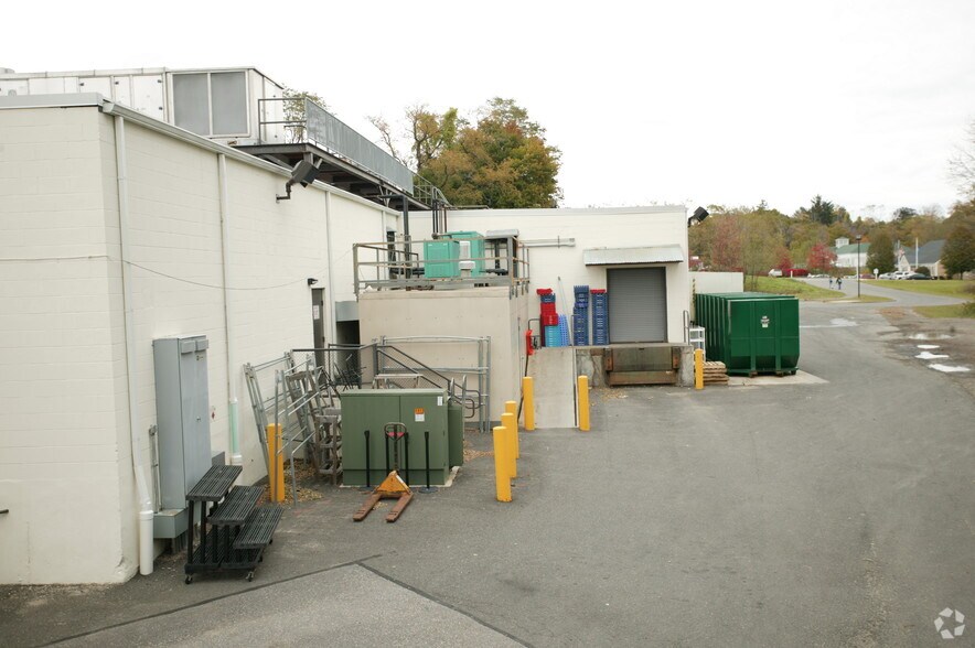 331 West St, Litchfield, CT à louer - Photo du bâtiment - Image 2 de 10