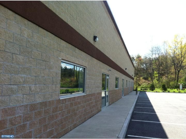 900 W Blenheim Ave, Blackwood, NJ for lease Primary Photo- Image 1 of 9